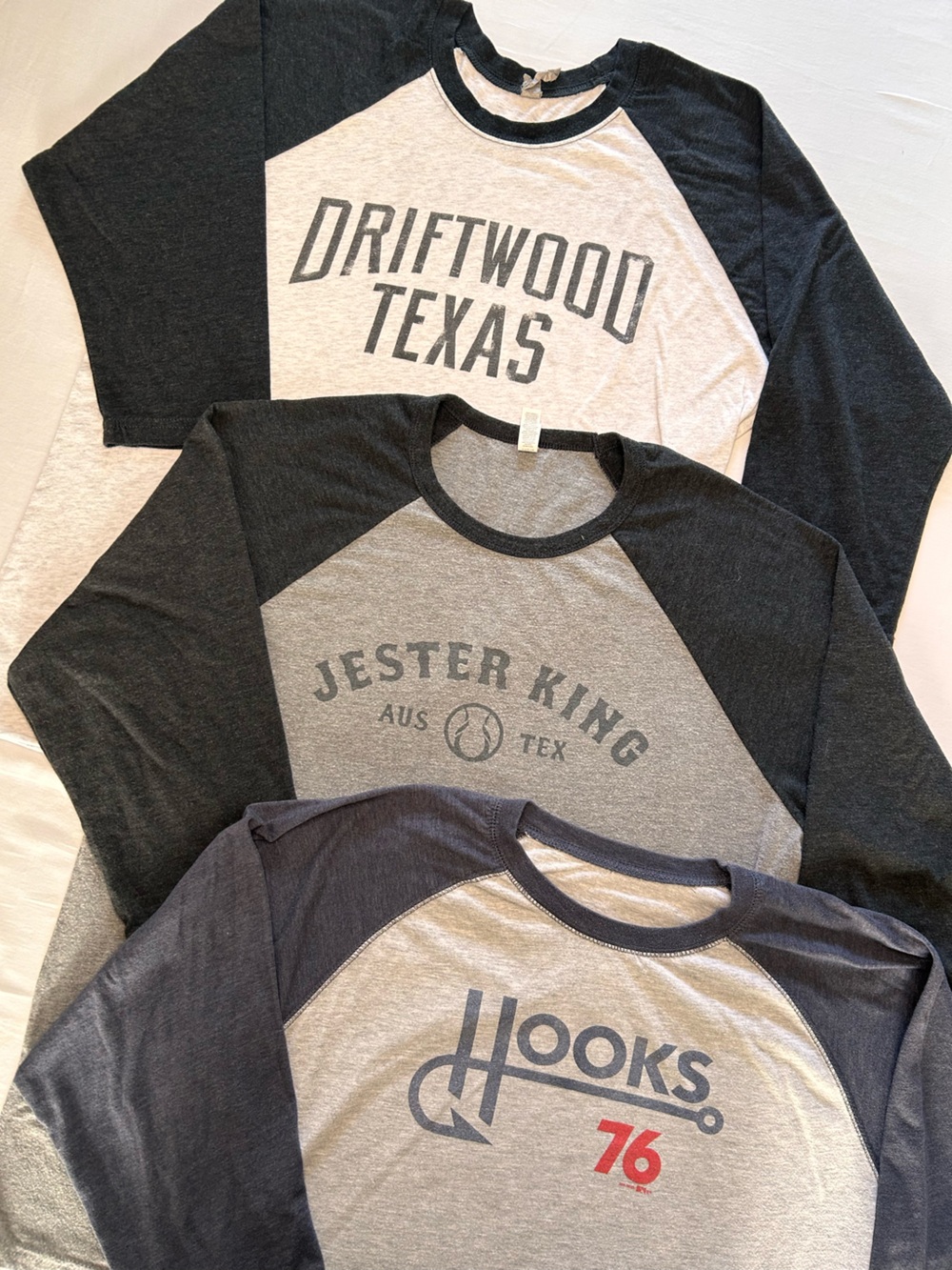 Texas Raglan Tee Bundle XL Jester King Driftwood Corpus Christi Hooks